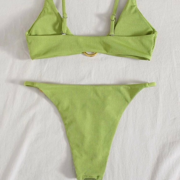 Green Bikini - Picture 2 of 4